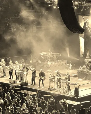 Earth Wind And Fire Honolulu